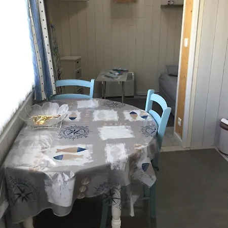 Petite Maison Dans Le Jardin Ars-en-Re Exterior photo